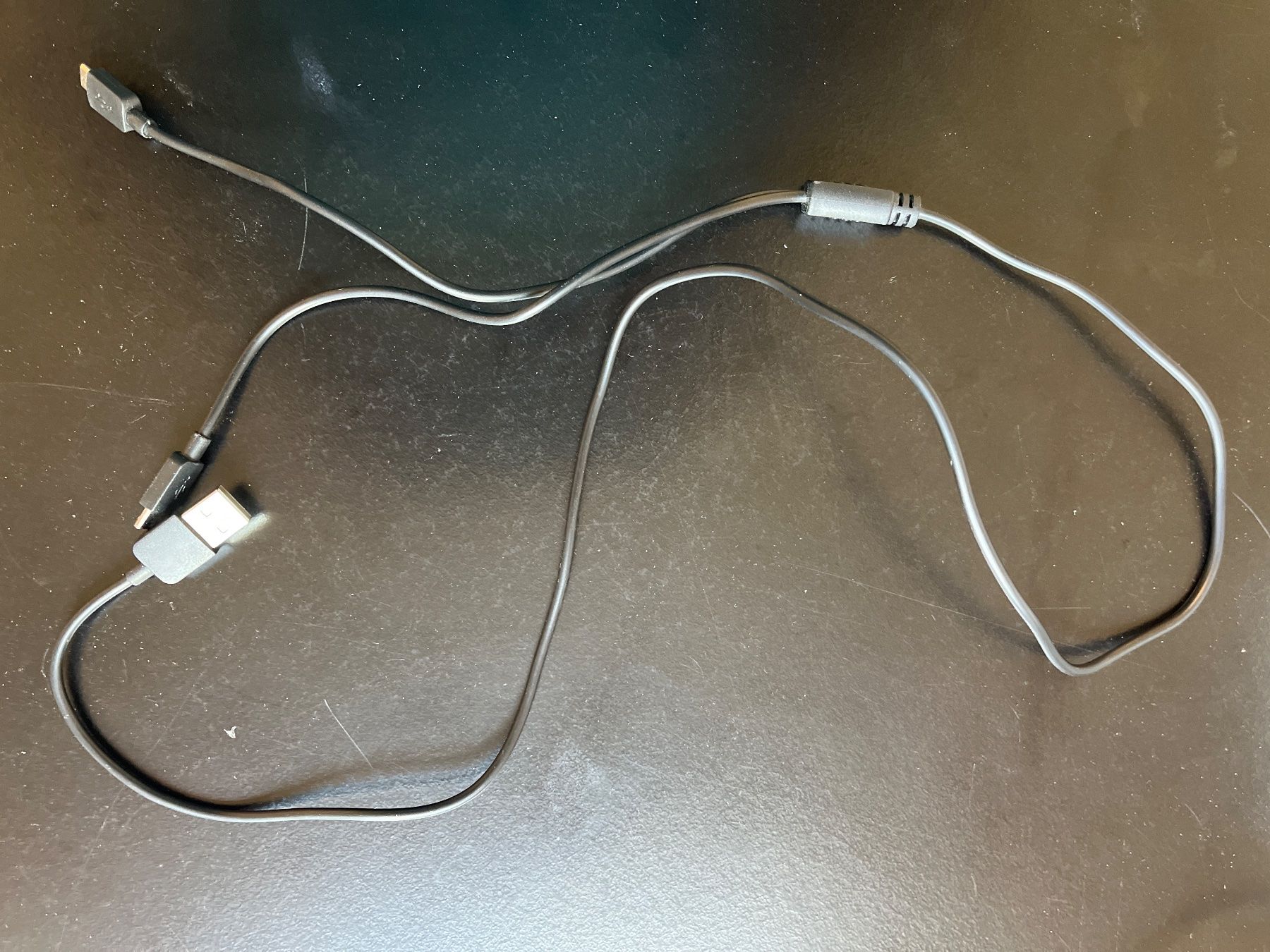 Strumenti musicali: XVIVE U2 Audio Transmitter & Receiver 2.4GHZ Wireless System – Usato da Oberbuchsiten venduto da Linus07 2