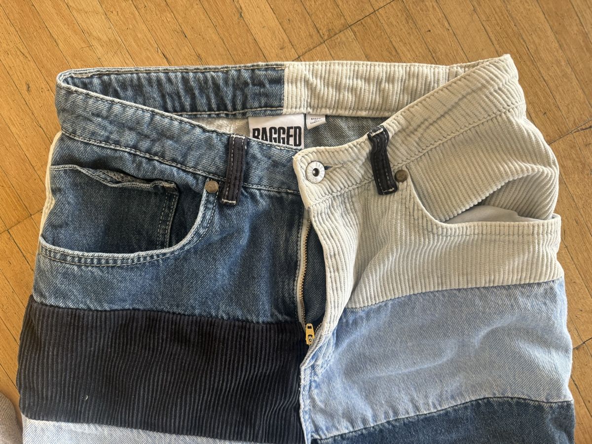Pantaloni: Ragged Jeans Patchwork Design Grösse 26 – Usato da Zürich venduto da clacla 2