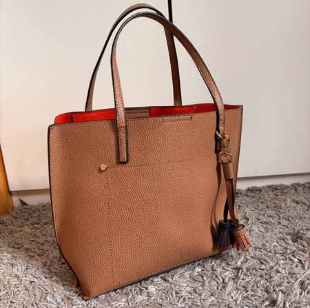 Sac à main brun intérieur rouge