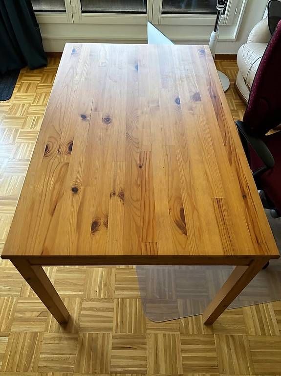 Tables: Table IKEA jokkmokk – D'occasion à Ecublens VD par kel_z6wk