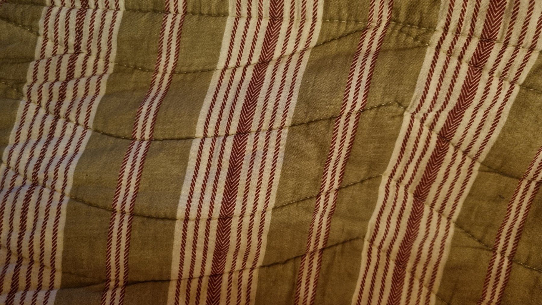 Coperte: 2x Patchwork Tagesdecken inkl. 2x Zierkissen – Usato da Oberrieden venduto da Spencer10 5