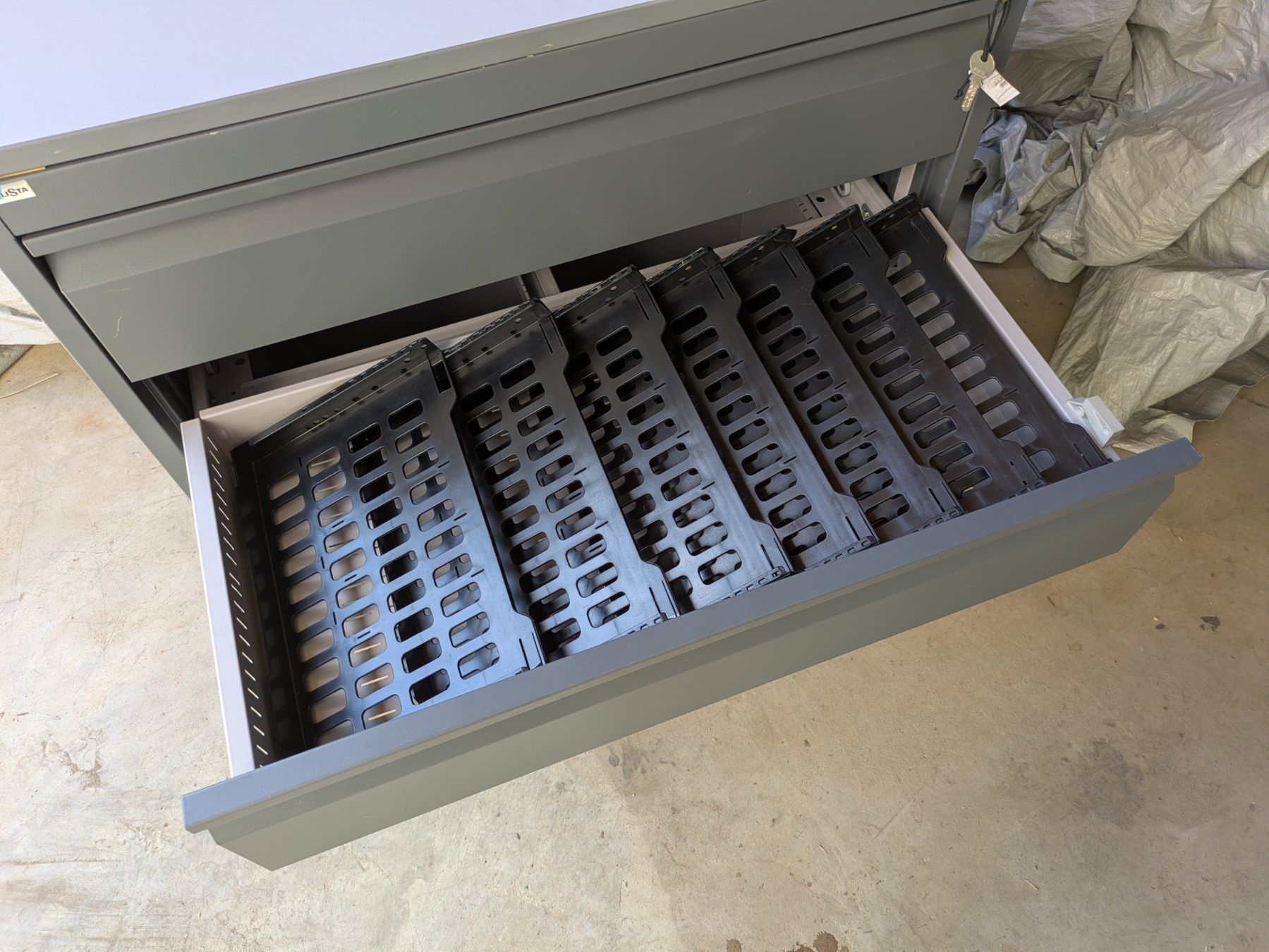 Lista Schränke: Lista Office Schubladenschrank – Gebraucht aus Wynigen von Freezer5 3