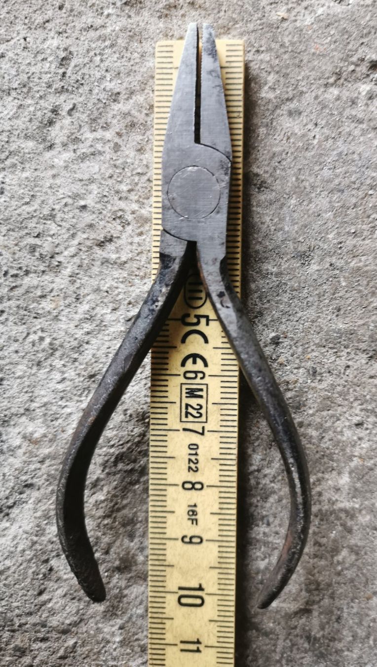 Tutti gli attrezzi: Mini Flach-Zange, 40 Gramm – Usato da Vielbringen Worb venduto da Isch-0u-guet 5