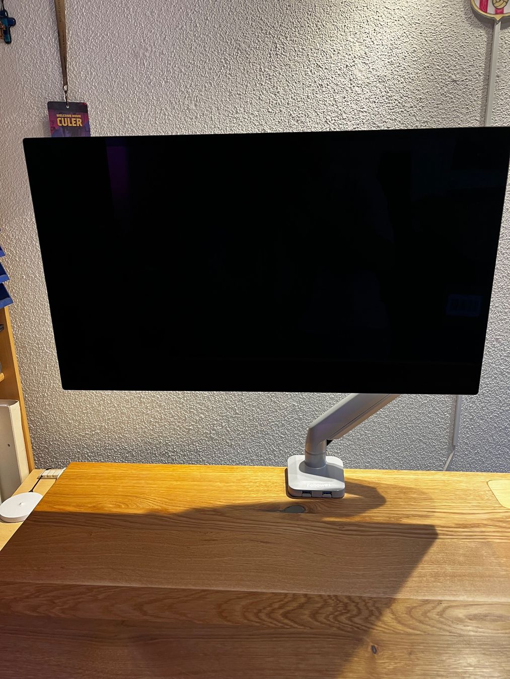 Apple Monitor: Apple Studio Display 27" 5K – VESA – Nuovo (secondo la descrizione) da Zürich venduto da sim_w667 2