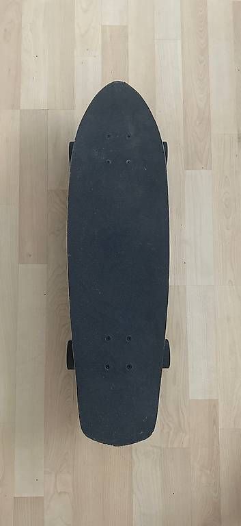 Skateboards: Longboard (kaum benutzt) – Gebraucht aus Küssnacht am Rigi von wan_bcc8