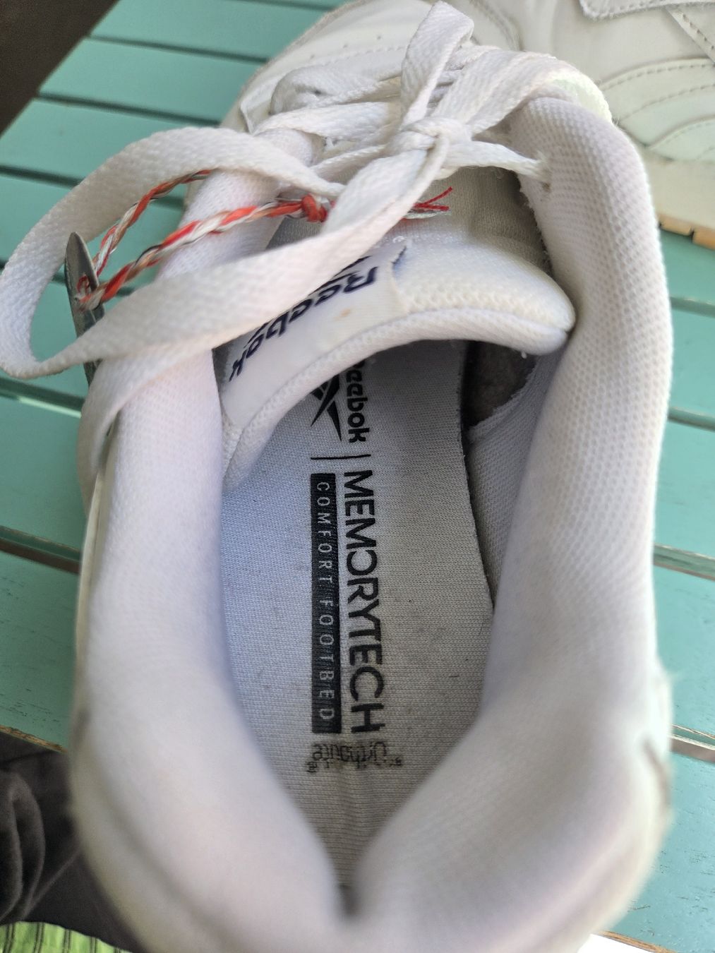 Reebok Scarpe da uomo: Reebok Classic Leder Sneaker Gr. 39 Weiss – Usato da Bern venduto da -Aniko- 5