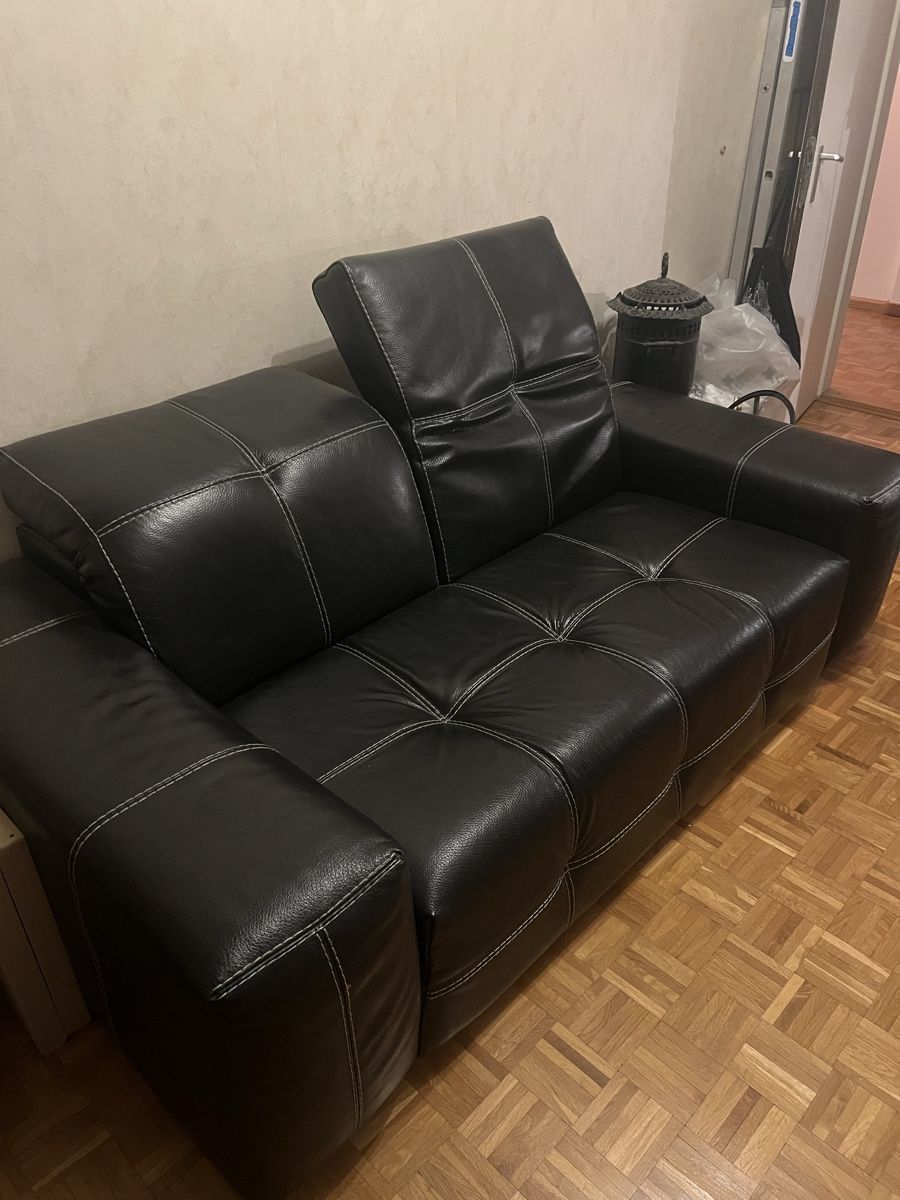 Sofas: Canapé cuir – Gebraucht aus Les Avanchets von bon_72qf 2