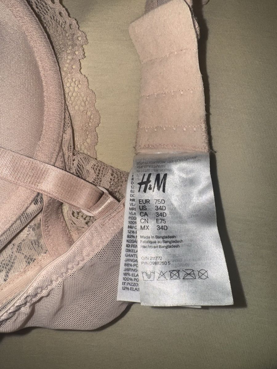 H&M Altra biancheria intima: BH, Grösse 75D, Spitze, H&M – Usato da Pfäffikon ZH venduto da Tetu.33 2