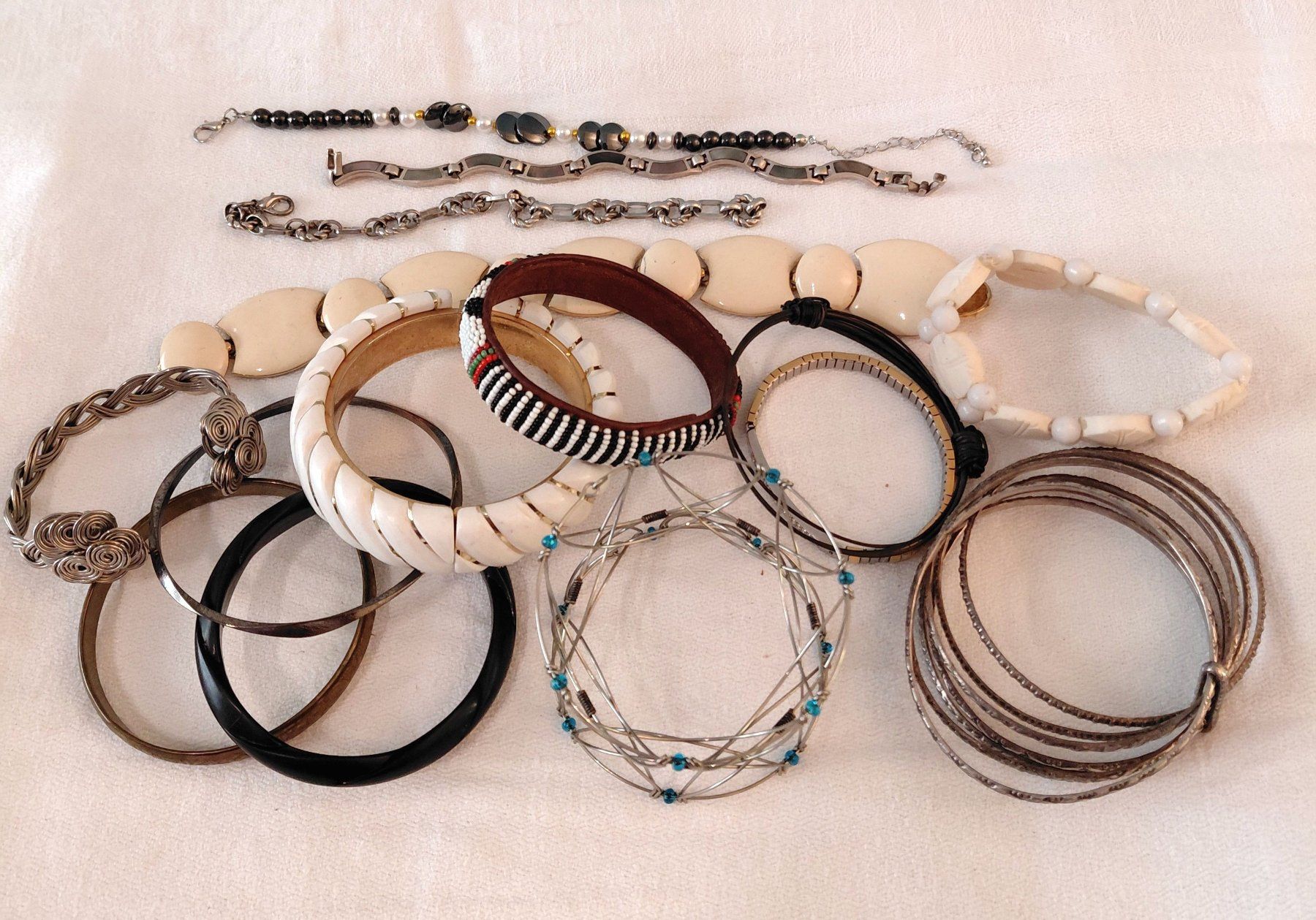 Altri gioielli: Armreifen und -Ketten  Modeschmuck – Usato da Zürich venduto da Rosys