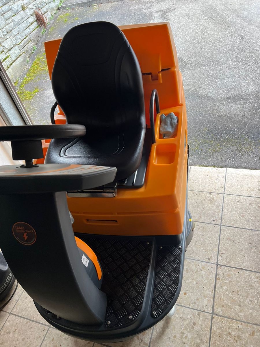 Tutte le macchine: Taski swingo 4000 und Taski 45 – Nuovo (secondo la descrizione) da Zürich venduto da Prima.78 2