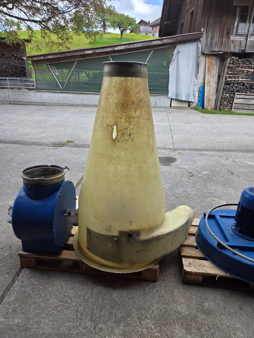Tutte le macchine: Turbozyklon Huber, Teleskoprohr – Usato da Menzingen venduto da Zuger06 1
