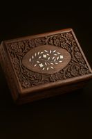 Boîte vintage en bois sculpté