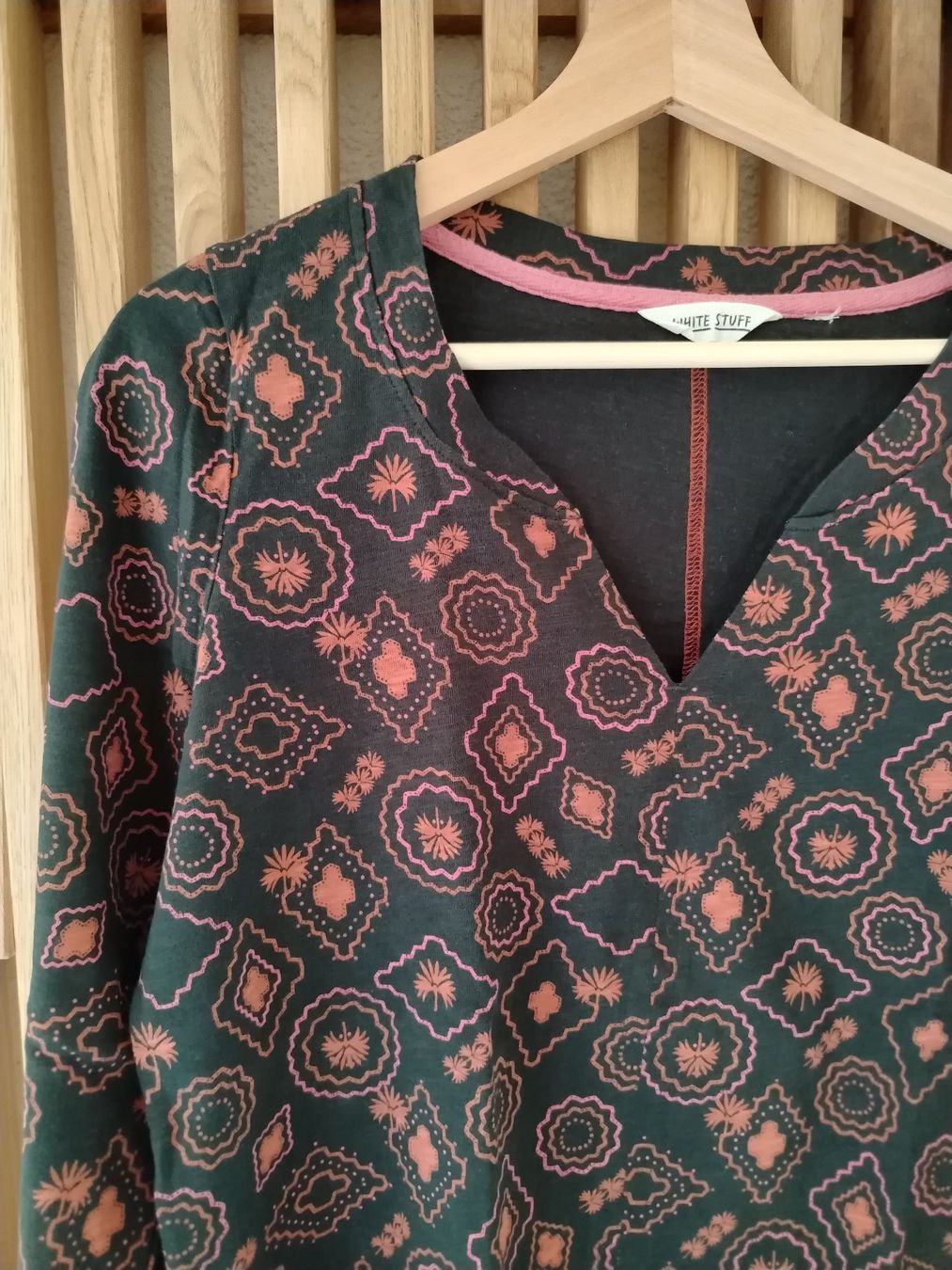 Pullover & Sweatshirts: Langarmpullover White Stuff – Gebraucht aus Schönenbuch von sop_n7zd