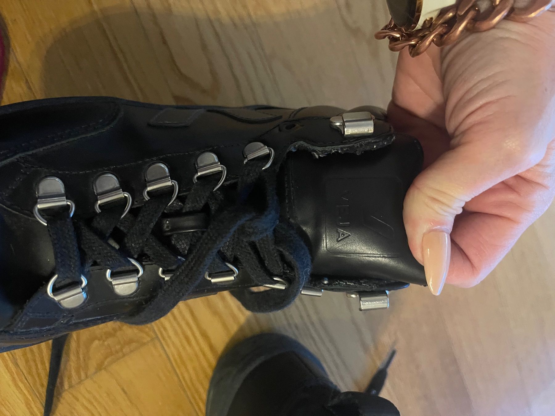 Veja Herrenschuhe: Schuhe VEJA Sneaker Schwarz Leder Gr. 37 – Gebraucht aus Rüschlikon von Lajniii 9