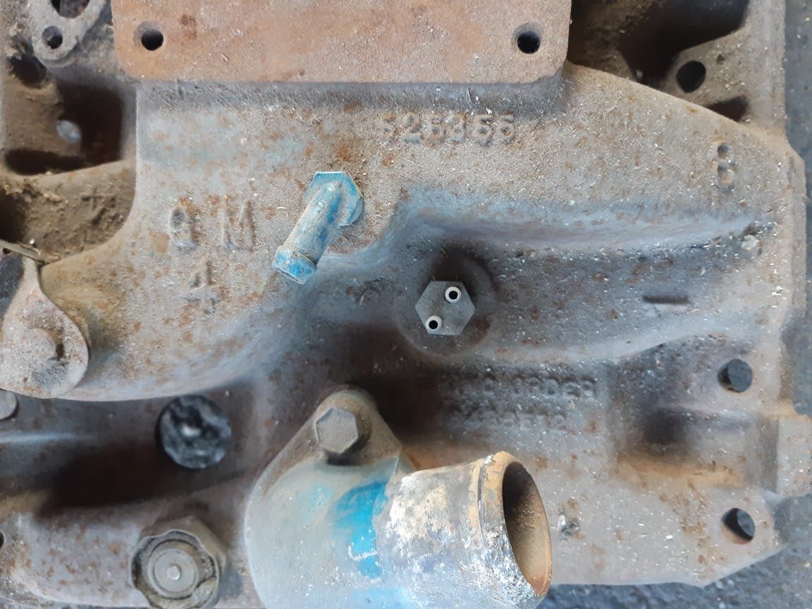 Pontiac Alle Autoersatzteile: Ansaugspinne GM Pontiac 400cu Motor – Gebraucht aus Niedergösgen von usc_8fsx 1