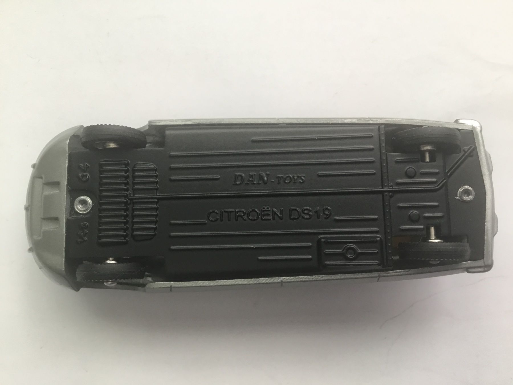 Dinky Toys Modellini d'auto: Dan-Toys Citroën DS19 – Nuovo e nell'imballaggio originale da Dänikon ZH venduto da didi1103 6