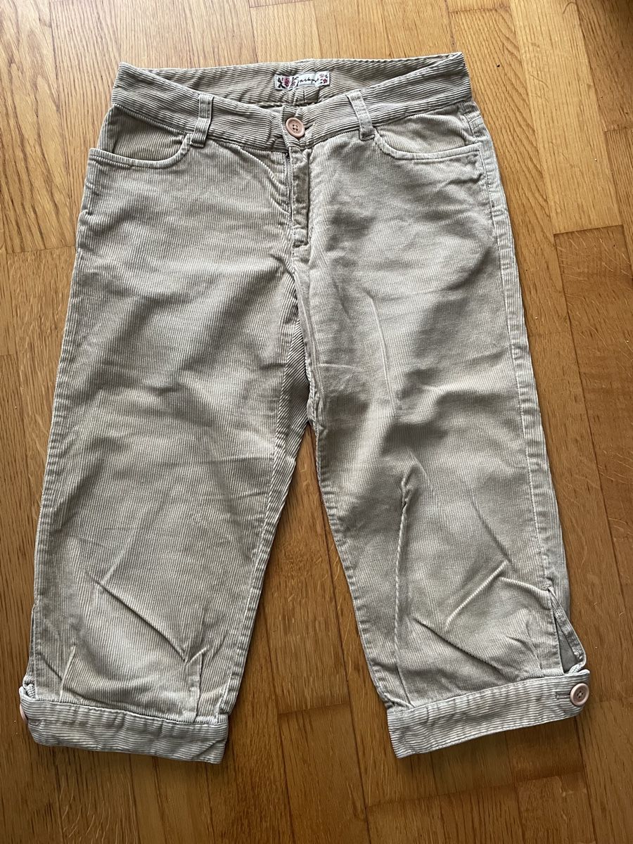 Pantalons: Cordhose Gr. 162 – D'occasion à Zürich par silab69