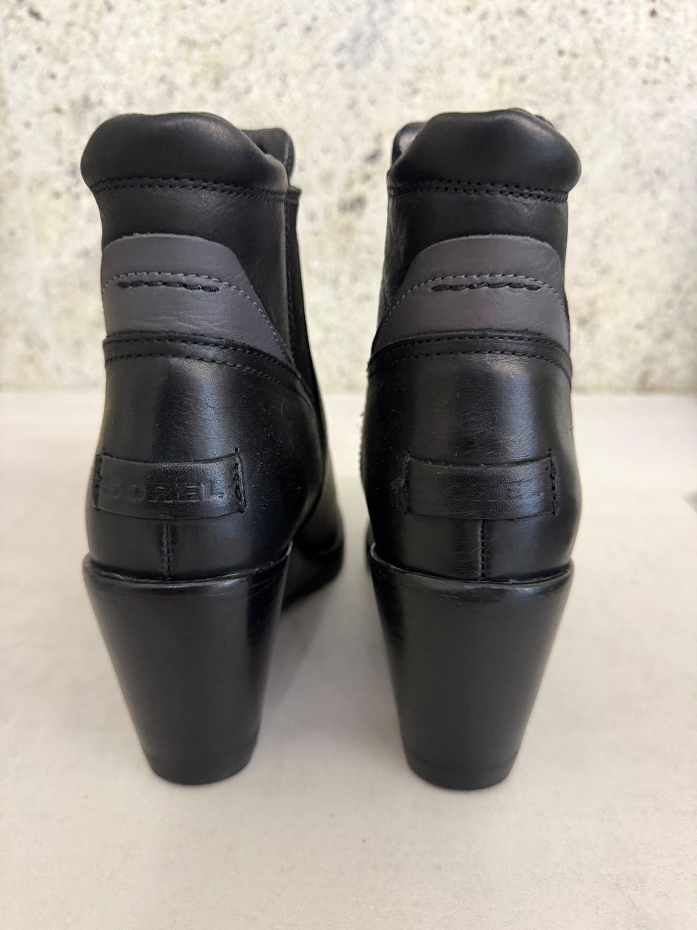 Sorel Scarpe da donna: SOREL Stiefeletten Grösse 37 schwarz – Usato da Geroldswil venduto da Jeremy11 3