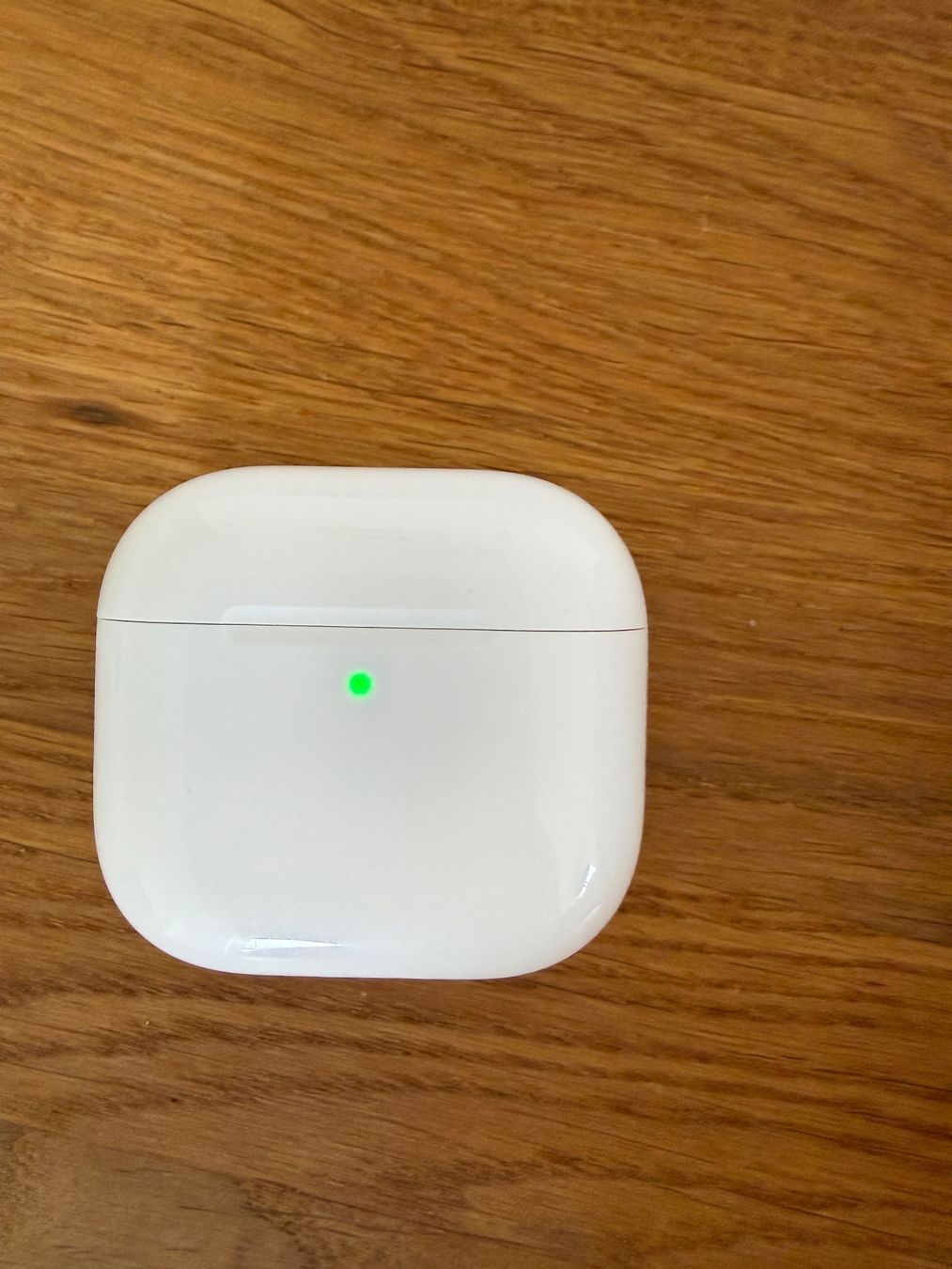 Apple Kopfhörer: APPLE AirPods 4 Charging Case – Gebraucht aus Lausanne von Nine1982 4