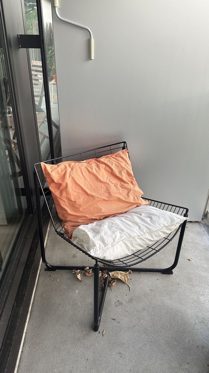 Ikea Poltrone: Sessel Ikea SKALBODA schwarz – Usato da Zürich venduto da sam_ws6s