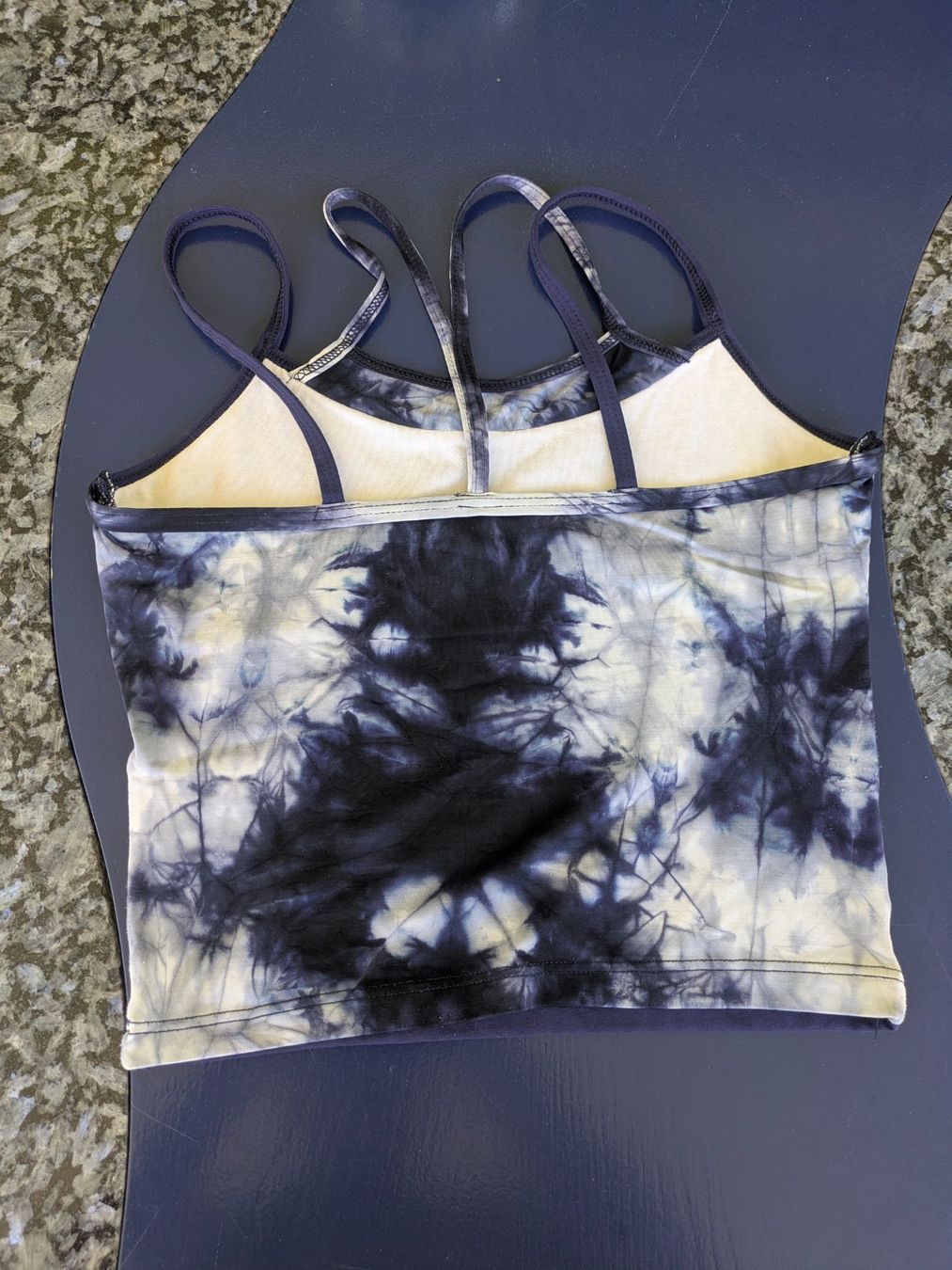 Top: Anni Luce  Sport Top  Gr. M – Usato da Adlikon venduto da Match62 1