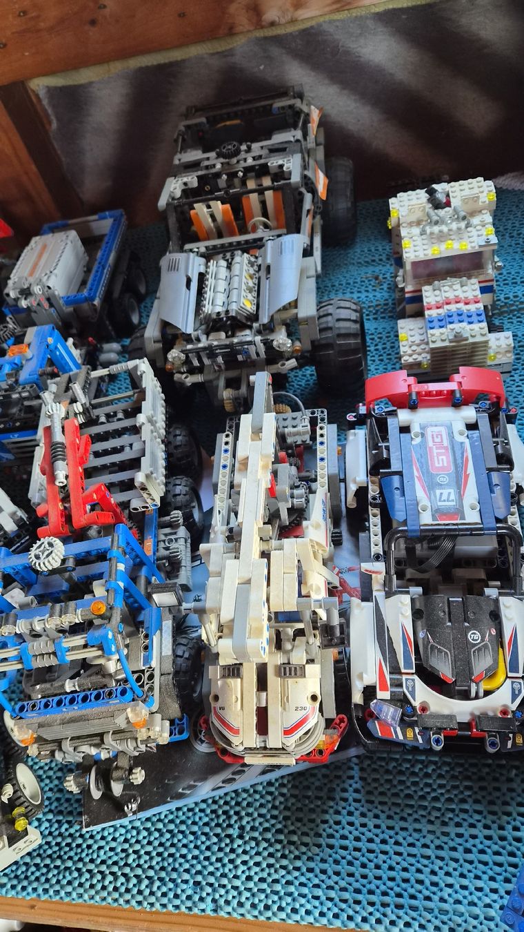 Lego Jeux de construction: Lego Technics Riesensammlung – D'occasion à Kölliken par Upcycling-by-Mc-TAM 2