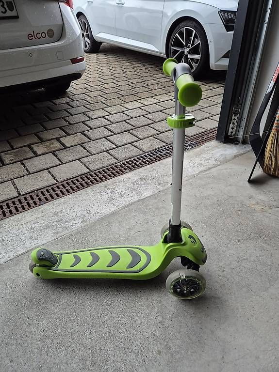 Kickboard: Kickboard Trottinett – Usato da Kaltbrunn venduto da Force17