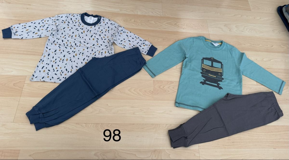 Kleiderpakete & -sets: Kleiderpaket Grösse 98 – Gebraucht aus Rotkreuz von luxurybe