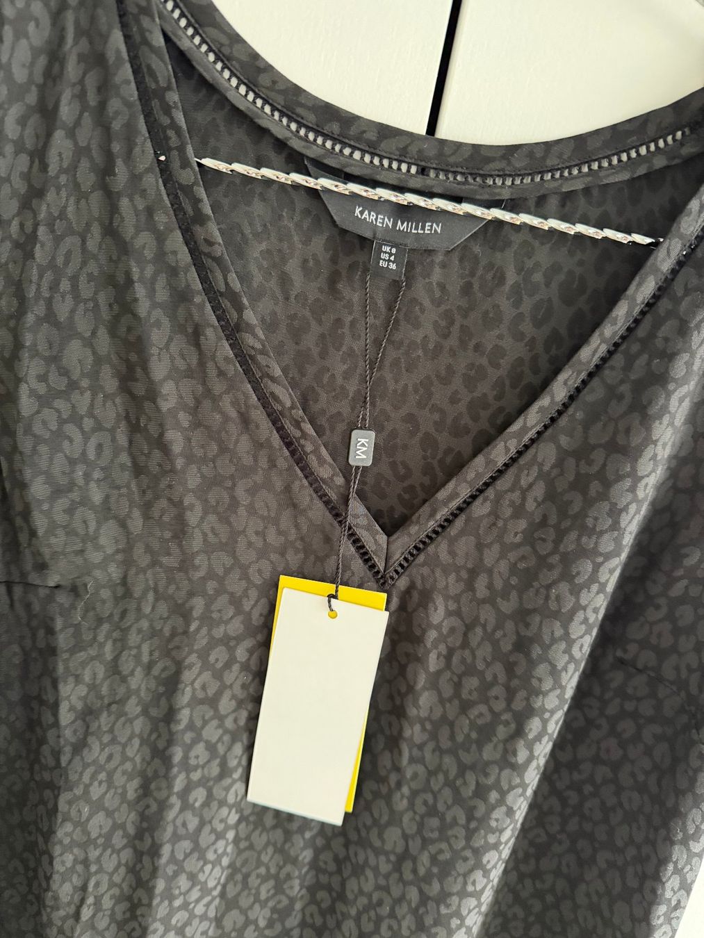 Karen Millen Top: Haut KAREN MILLEN neuf – Nuovo e nell'imballaggio originale da La conversion venduto da Repio 2