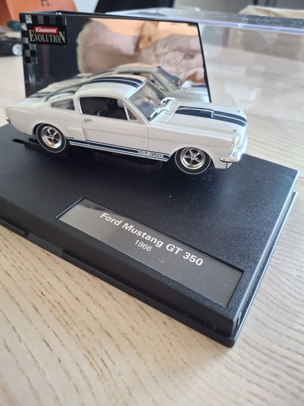 Carrera Modellini d'auto: Carrera Ford Mustang GT 1966 – Usato da Dietikon venduto da mbell24 5