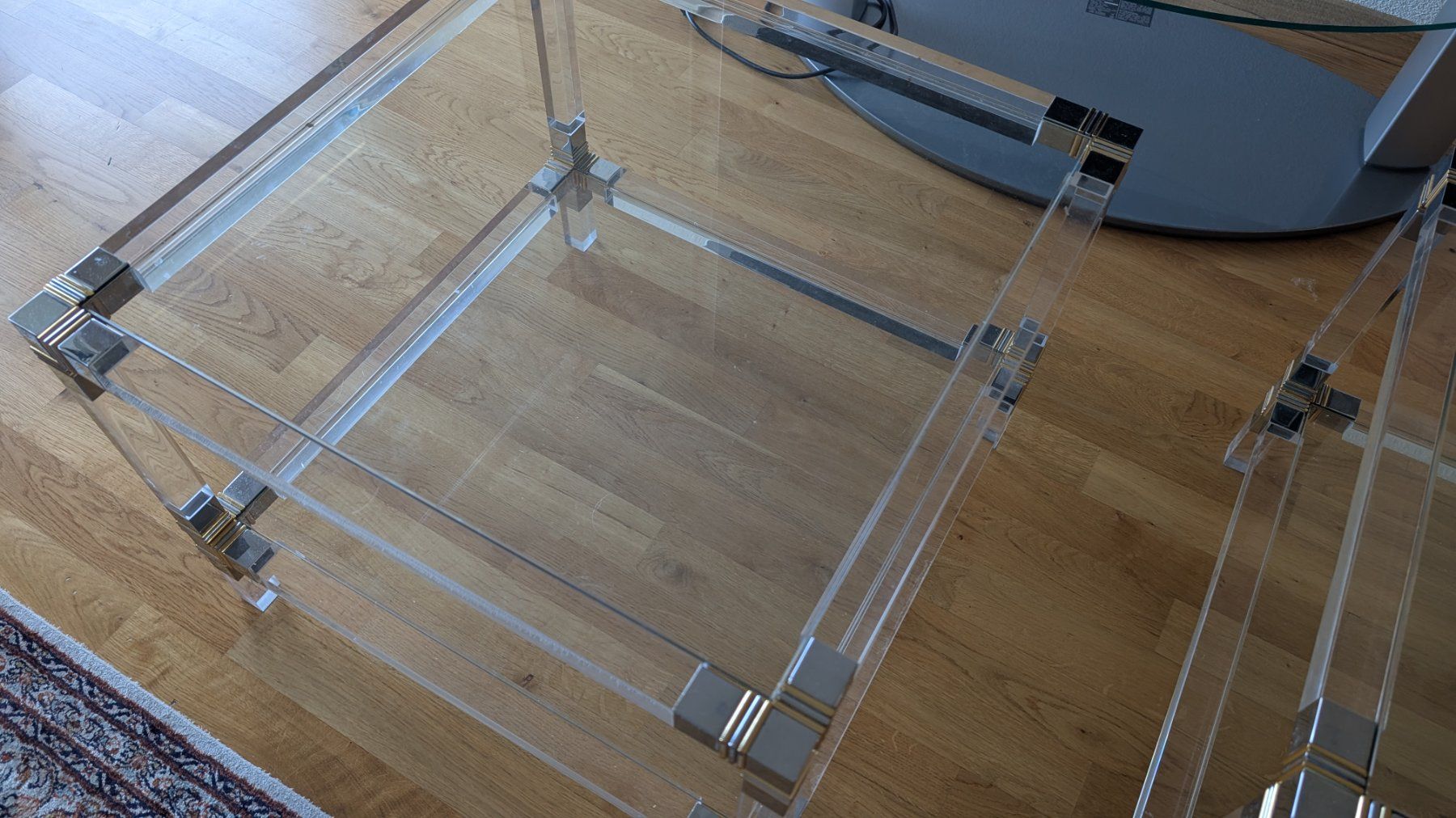 Tables: Zwei Kunstglastische mit Glasplatten – D'occasion à Ittigen par stoney63 3