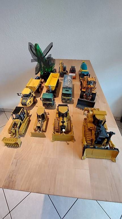 Kit di modellismo & Modellini statici: Modelle von Firma Eberhard – Usato da Ibach venduto da col_n2cs