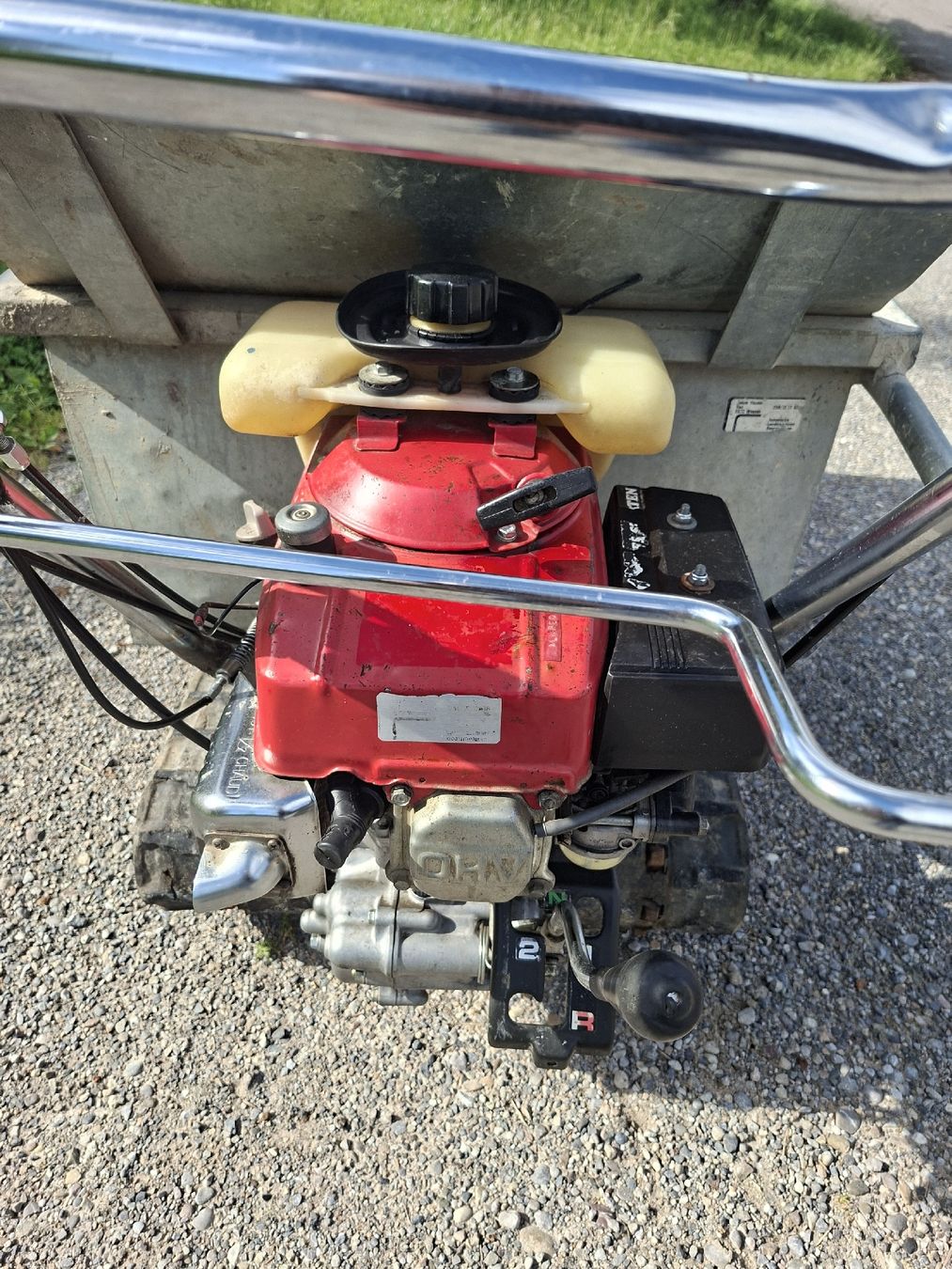 Honda Tutte le macchine: Raupentransporter Honda HP 400 – Usato da Niederuzwil venduto da Dakitiki 3