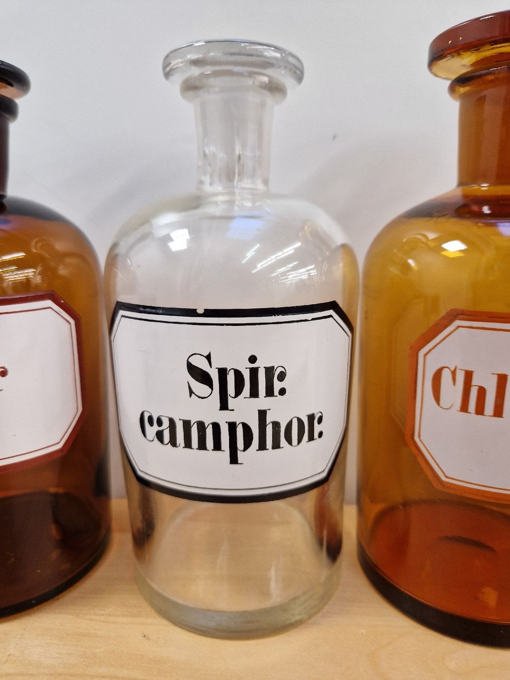 Gläser: 8 alte Apotheker Flaschen Glas – Gebraucht aus Rieden AG von  2