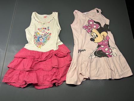 Zwei Mädchen Sommerkleider Rio2 und Minnie Mouse, Grösse 116