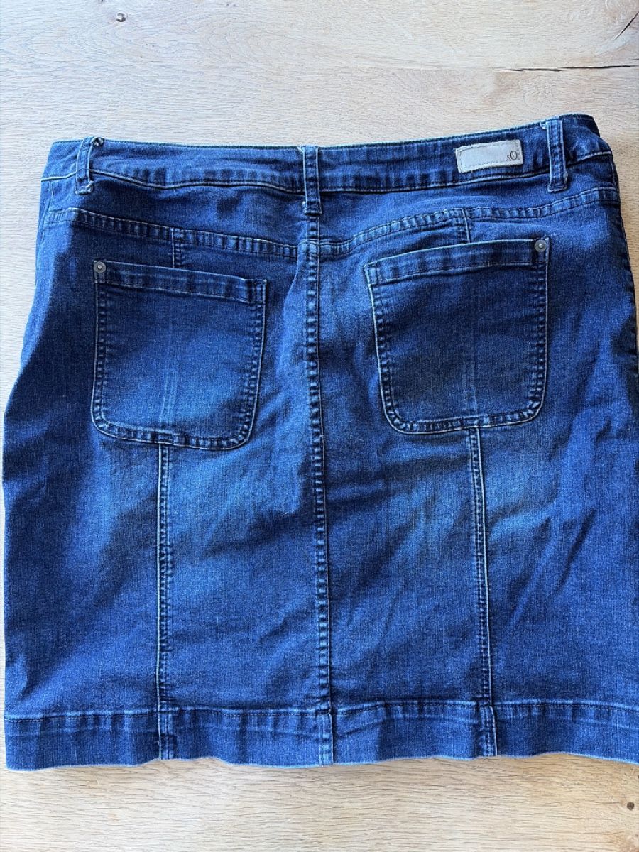 S.Oliver Gonne: Jeansrock von S.Oliver, 42 – Usato da speicher venduto da danicole 3