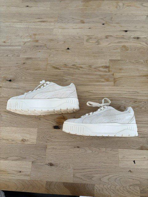 Puma Scarpe da donna: Puma Sneakers Beige – Usato da Dietlikon venduto da gormiti10 1