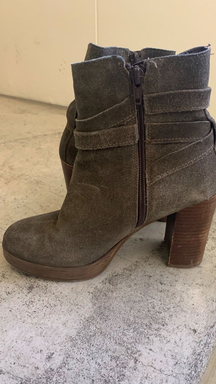 Scarpe da donna: Stiefeletten grün Gr37 – Usato da Biel-Benken BL venduto da BelginE 1