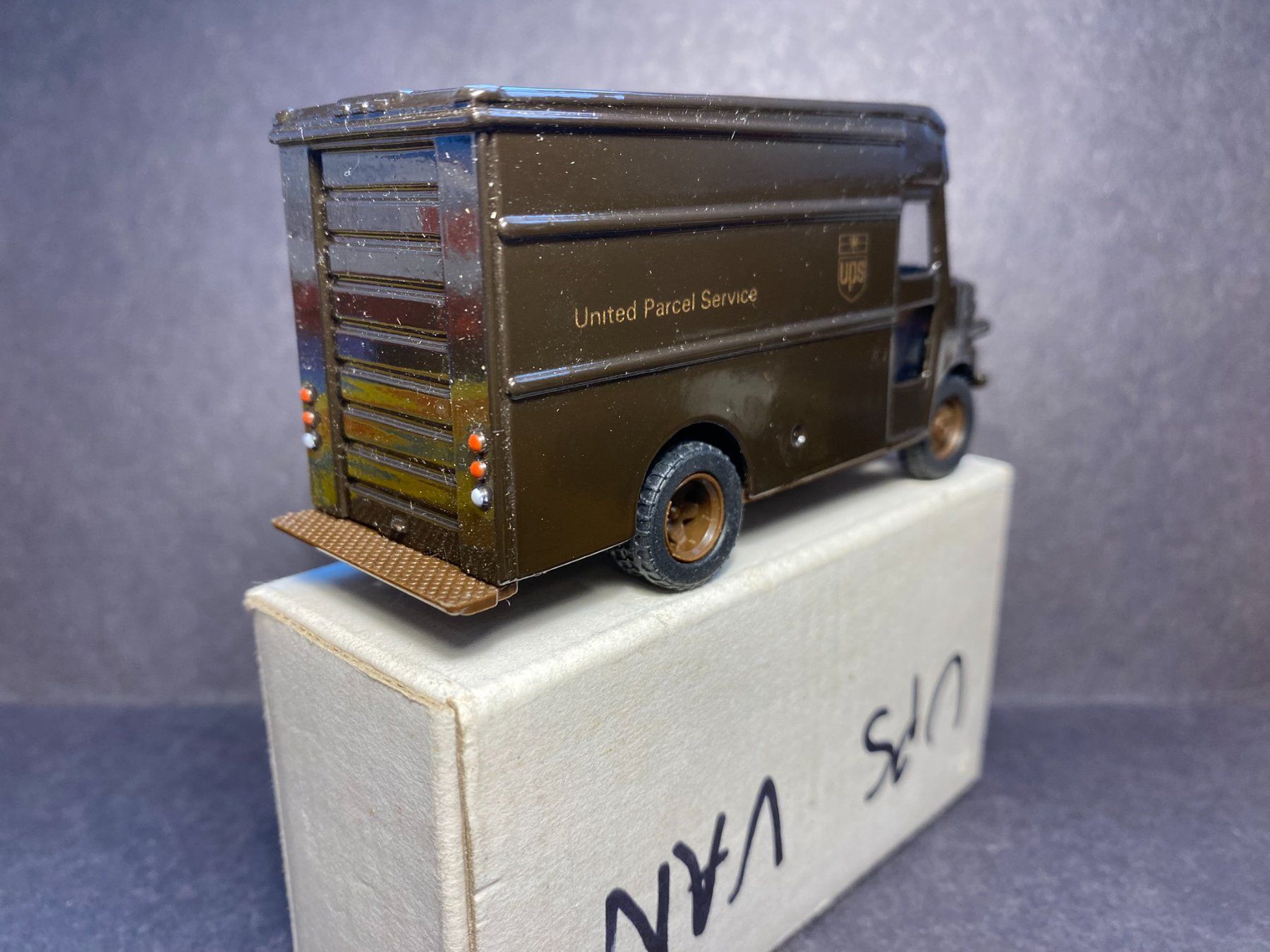 Modellini d'auto: UPS P-600 Package Car 1:50 OVP – Nuovo e nell'imballaggio originale da Spiez venduto da Mlandcruiser 5
