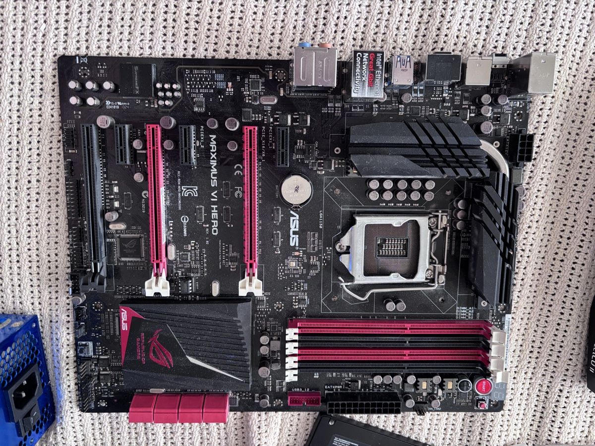 PCs: Diverse Computerteile  – Gebraucht aus Wangen SZ von Wangen12