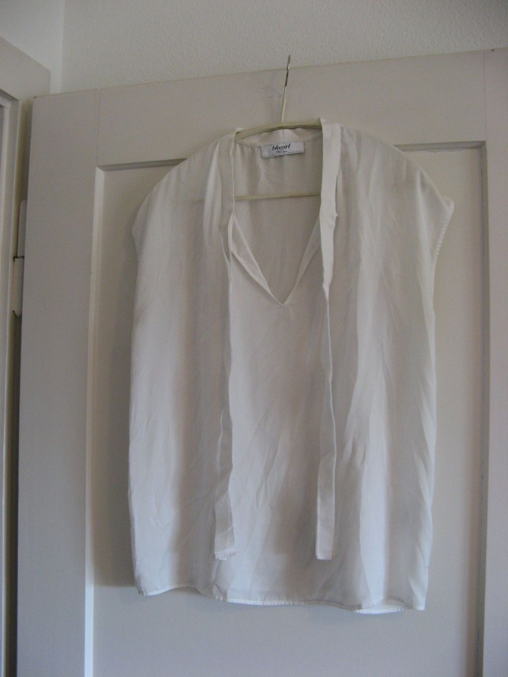 Blugirl Camicette: Bluse weiss von Blugirl Gr. 36 – Usato da Zürich venduto da apil
