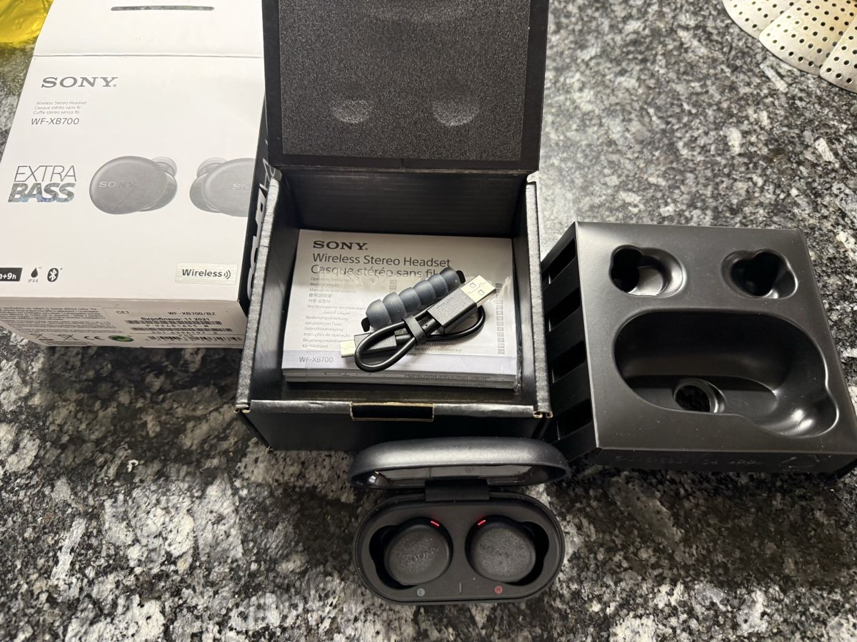 Sony Cuffie: Sony Extra Bass – Usato da Embrach venduto da mar_m9rq 1