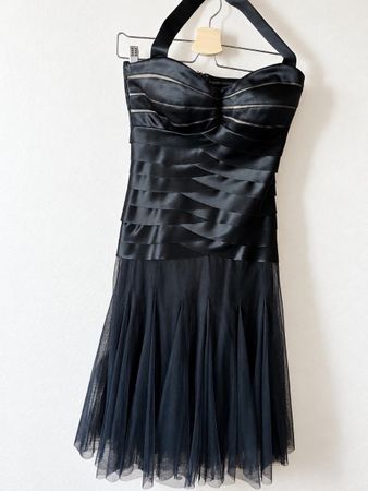 Cocktailkleid Swing Grösse 34/36 knielang