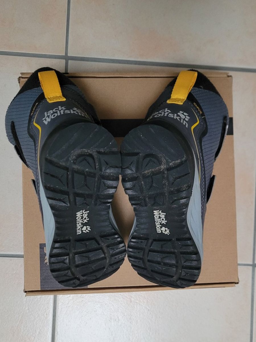 Scarpe per ragazzi: Winterschuhe Gr.31-32 – Usato da Henau venduto da AXAA 5
