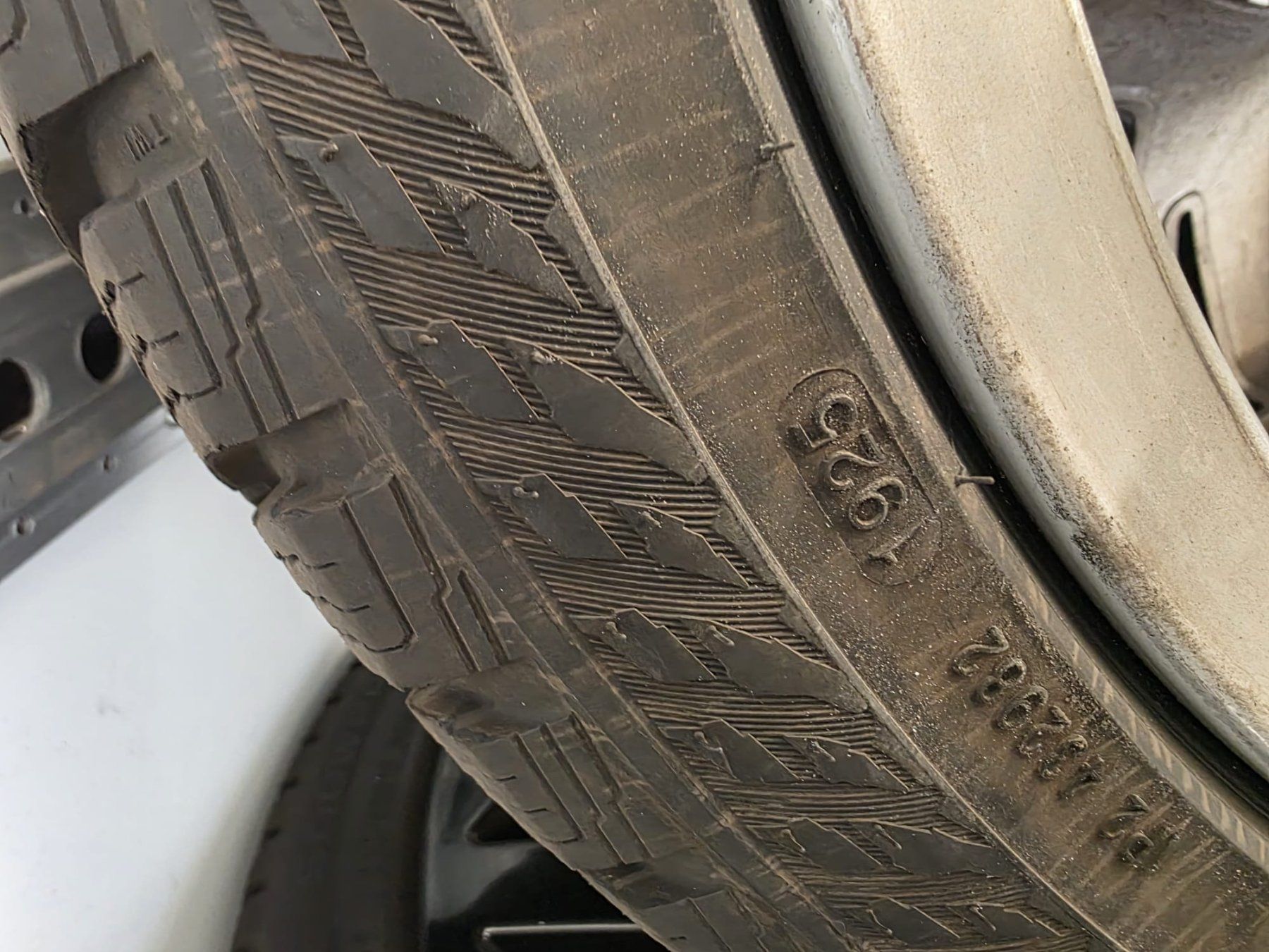 Audi Pneus & Roues: AUDI RS4 Winterräder 19Zoll – D'occasion à Regensdorf par Bay2020 5