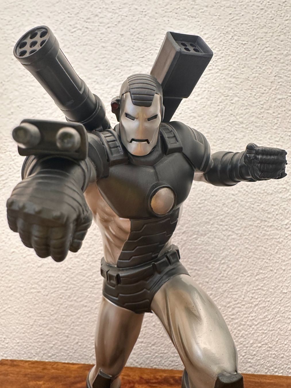 Marvel Statuette: Iron Man: War Machine Painted Statue - Bowen Designs /Marvel – Usato da Rotkreuz venduto da Mr.TeaLeaf 4