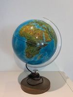 Globus Weltkarte mit Licht
