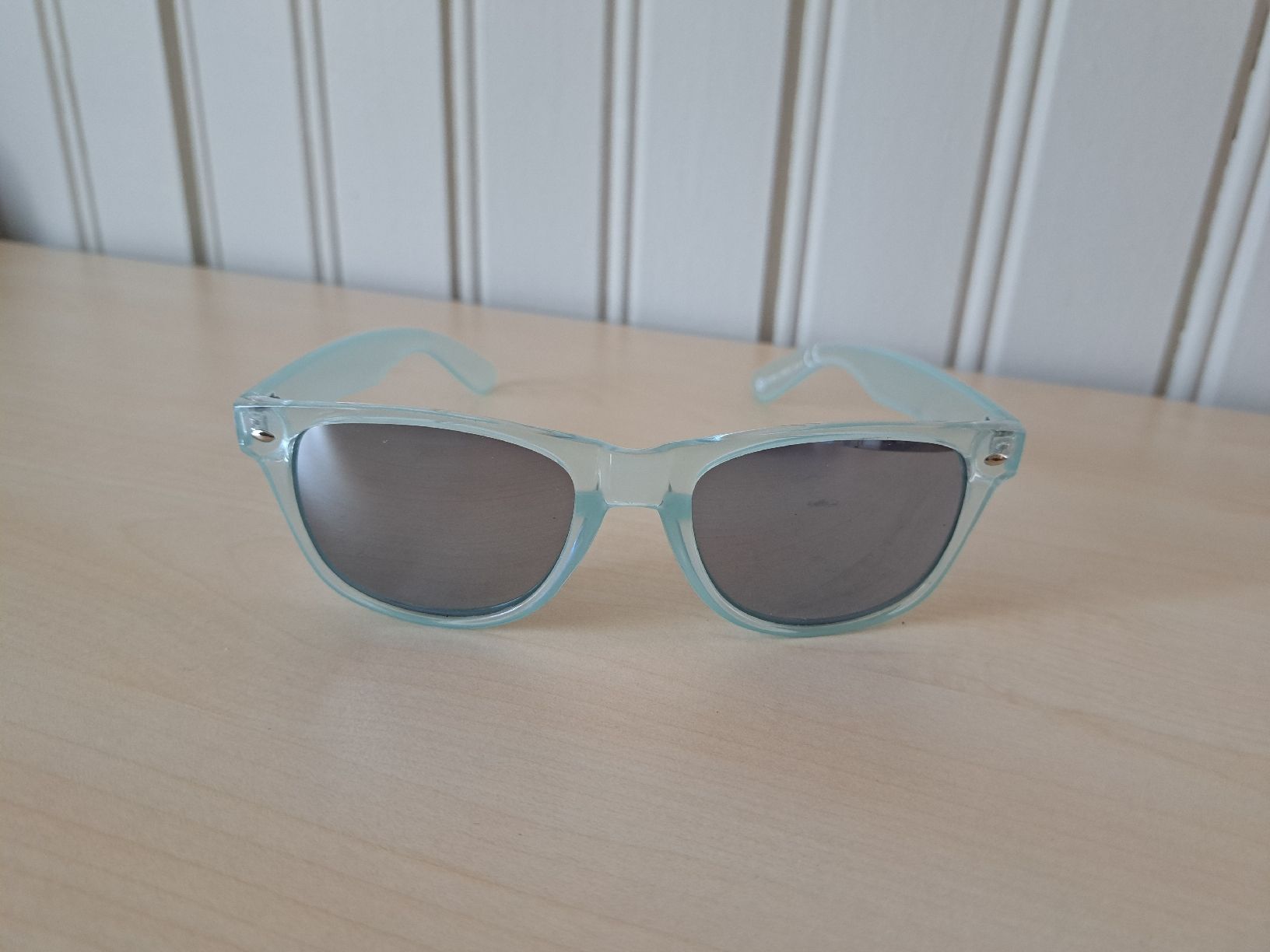 Occhiali & Lenti: neu: hellblaue Sonnenbrille – Nuovo (secondo la descrizione) da Uzwil venduto da eri_lz5x 2