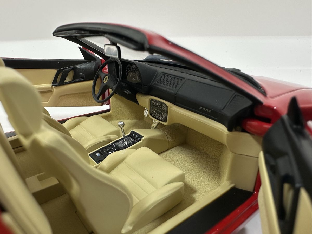 UT Models Modellautos: Ferrari F355 Spider 1:18, rot, UT MODELS – Gebraucht aus Zofingen von rf9_x2xt 7