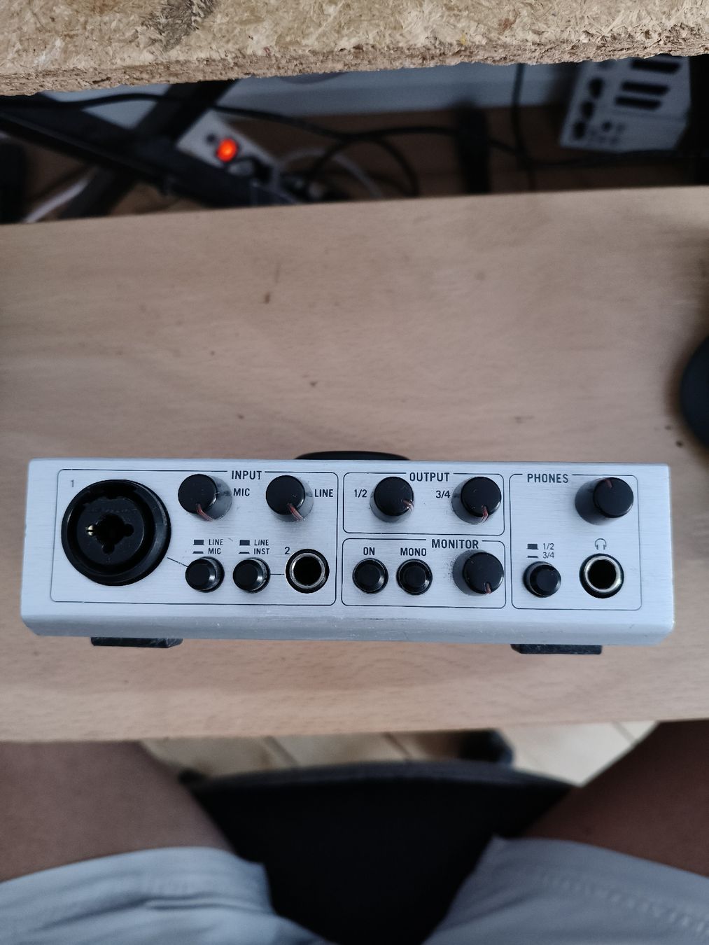 Native Instruments Attrezzatura per studi di registrazione: Native Instruments Audio Kontrol 1 Audio Interface Used – Usato da Bern venduto da loi_5jtn 1